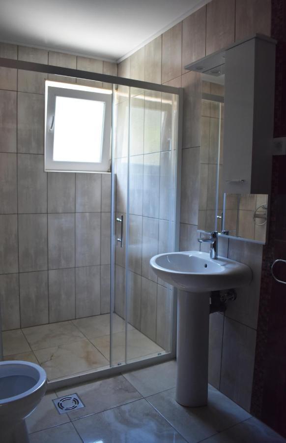 Apartments Montenegro Risan Cuckovic Ngoại thất bức ảnh
