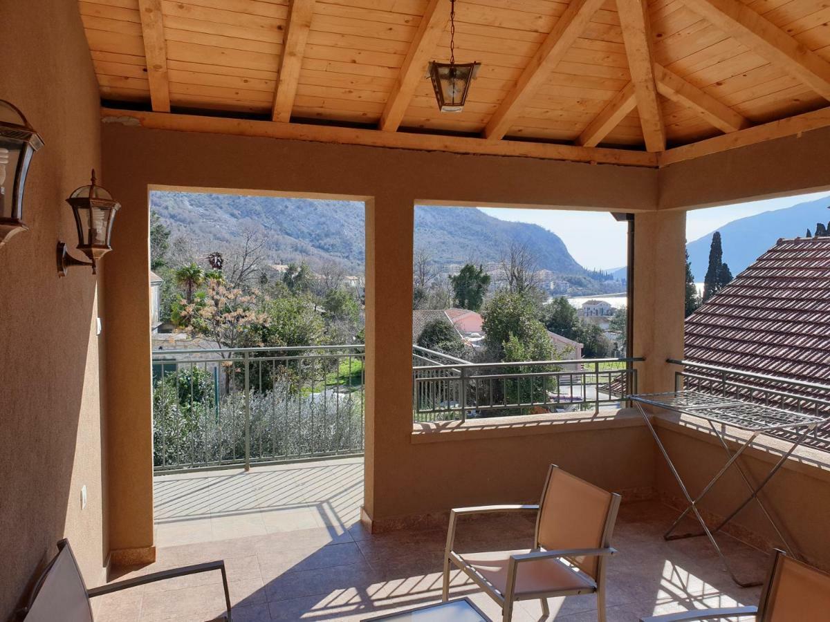 Apartments Montenegro Risan Cuckovic Ngoại thất bức ảnh