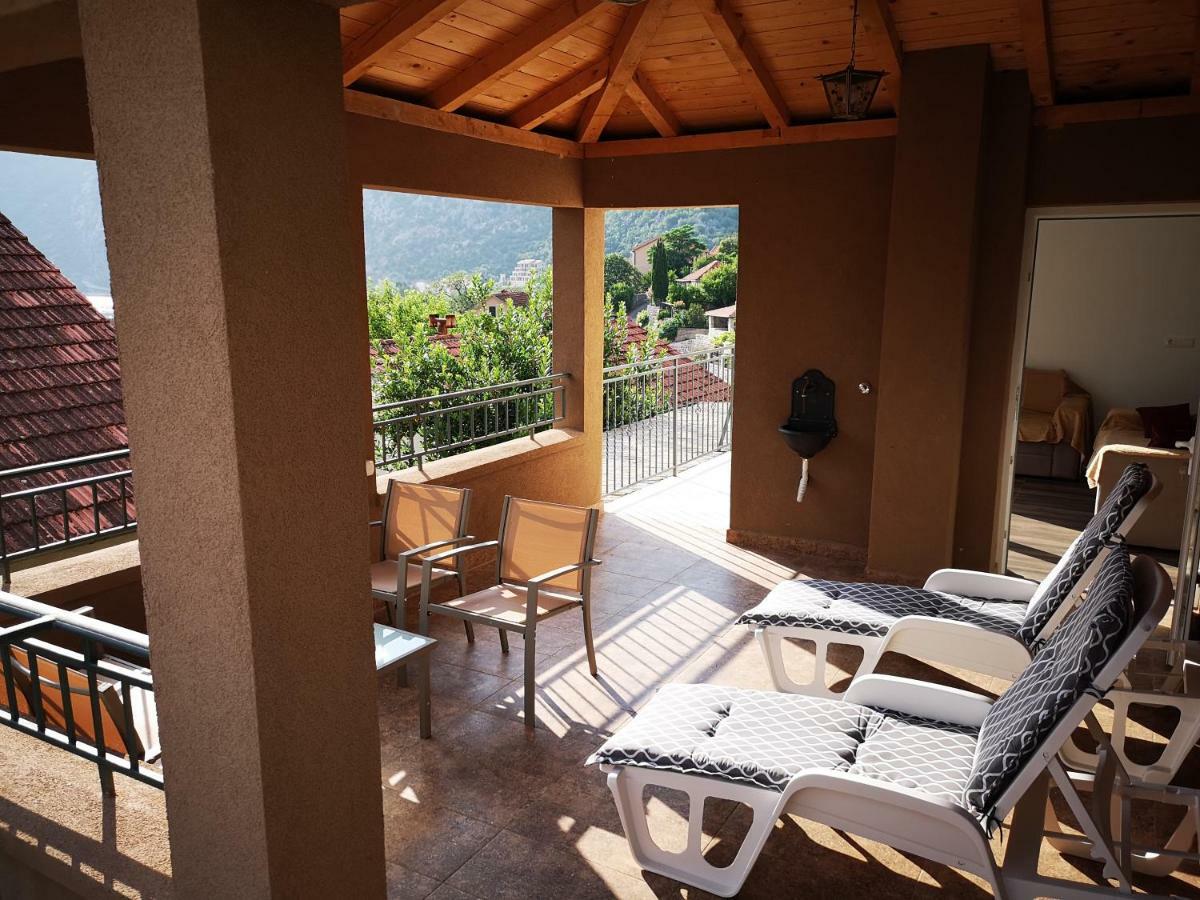 Apartments Montenegro Risan Cuckovic Ngoại thất bức ảnh